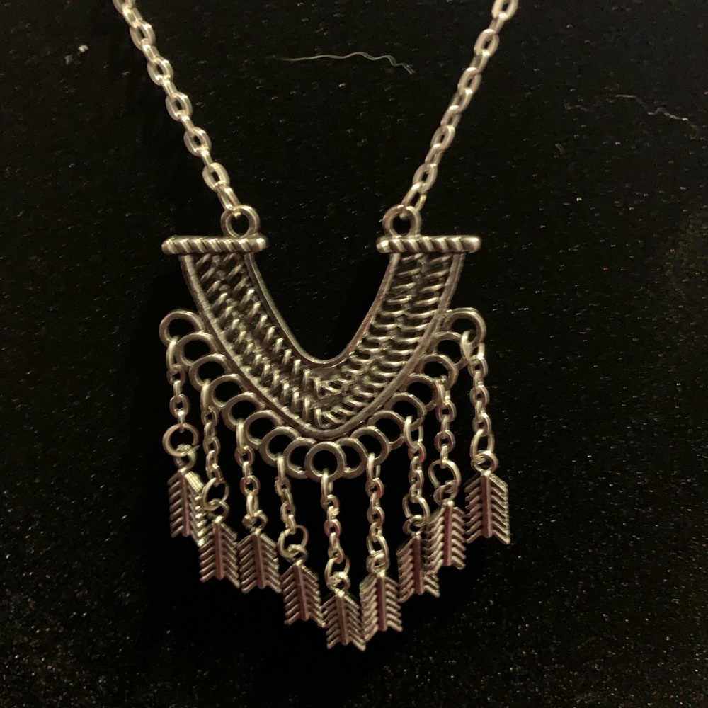 ***Last Chance*** Long Chain Pendant Necklace